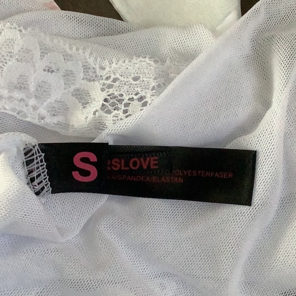 White Lace Kimono Robe With G-String - Picture 5 of 7